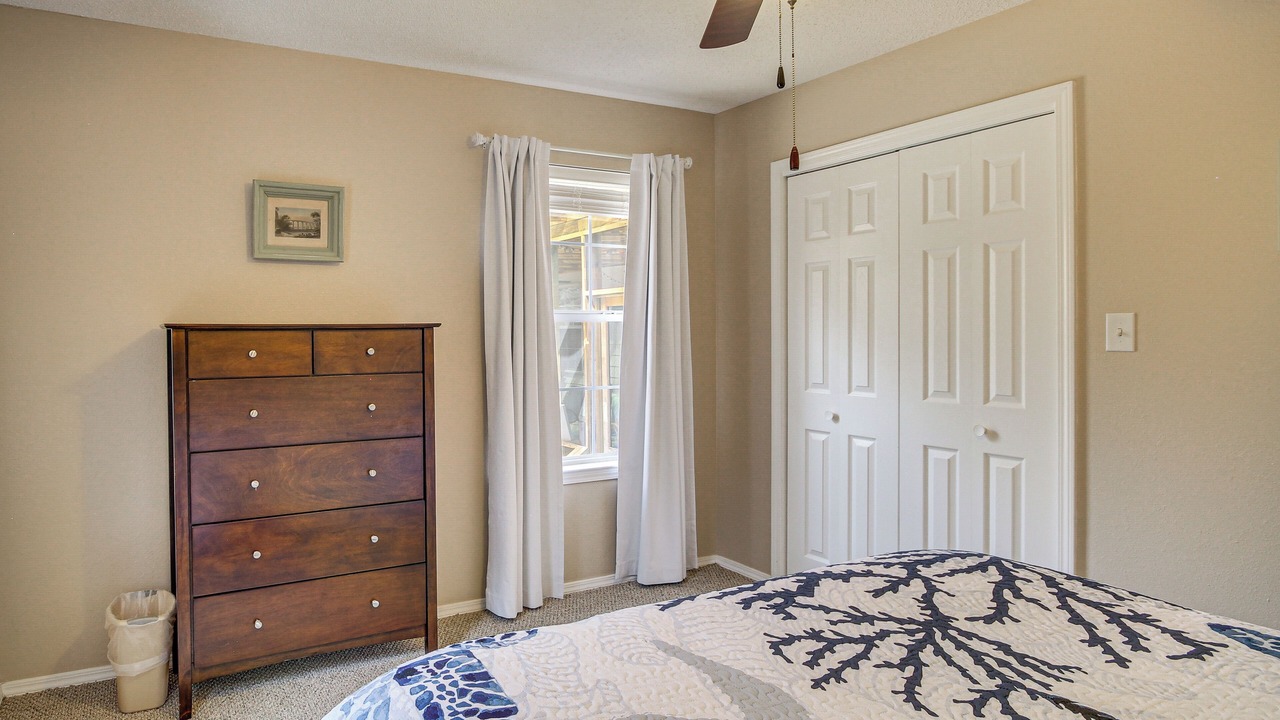 Photo of Bedroom in Waveland