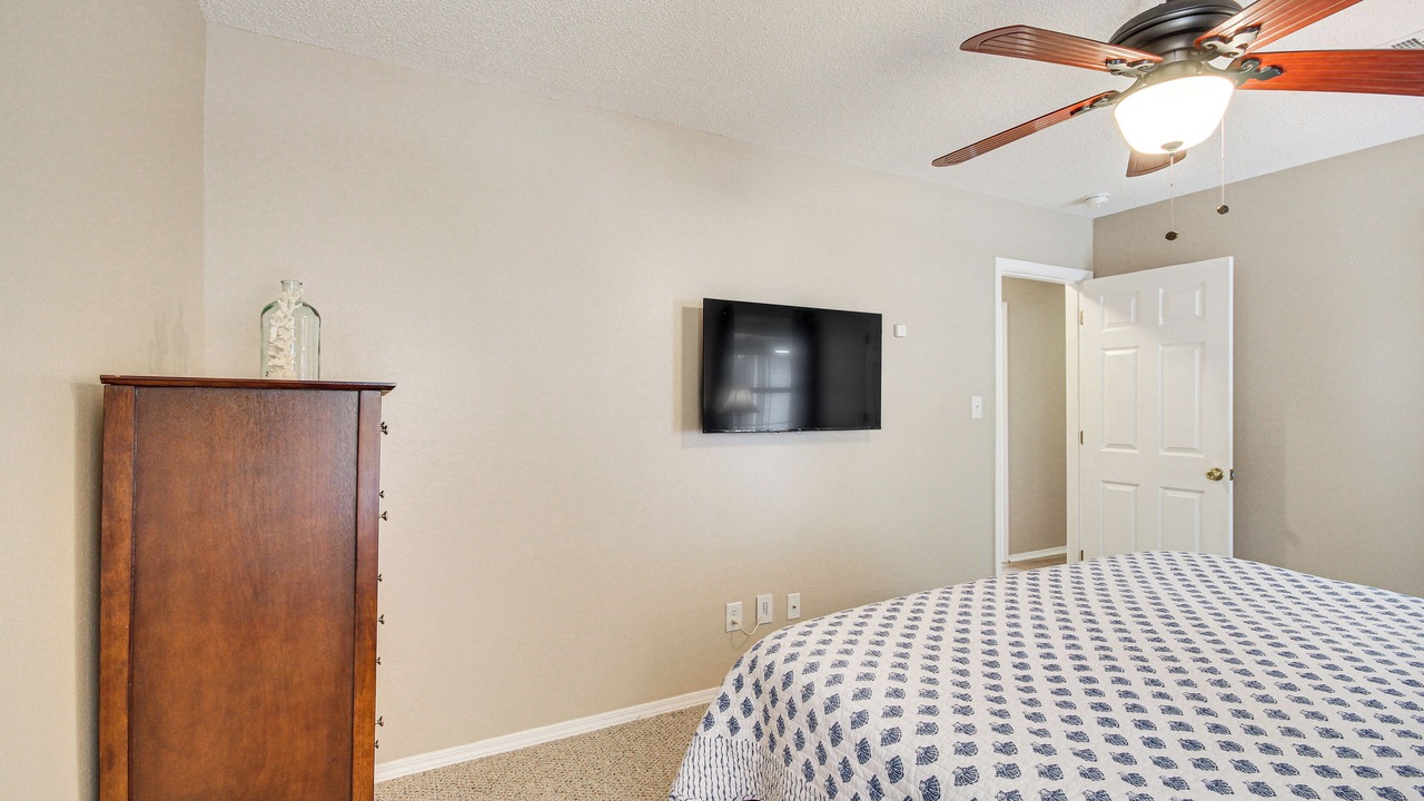 Photo of Bedroom in Waveland