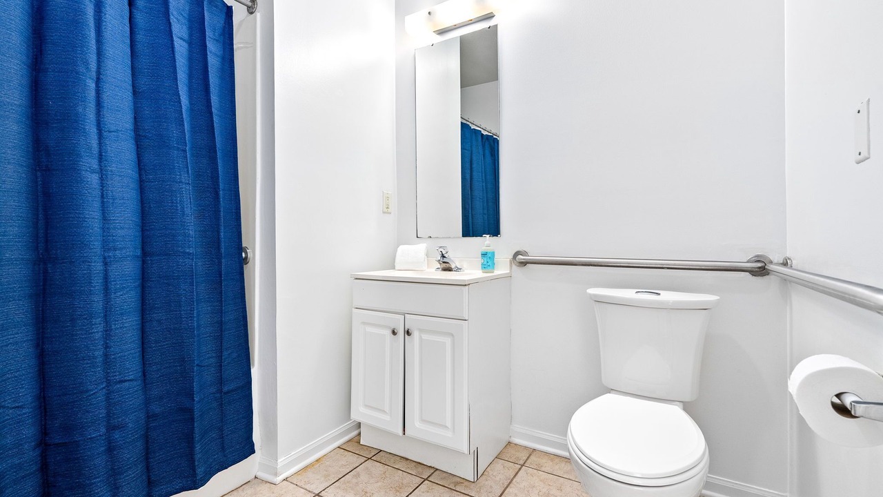 Photo of Bathroom in Auburn