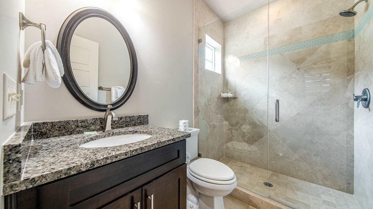 Photo of Bathroom in Villa Lago