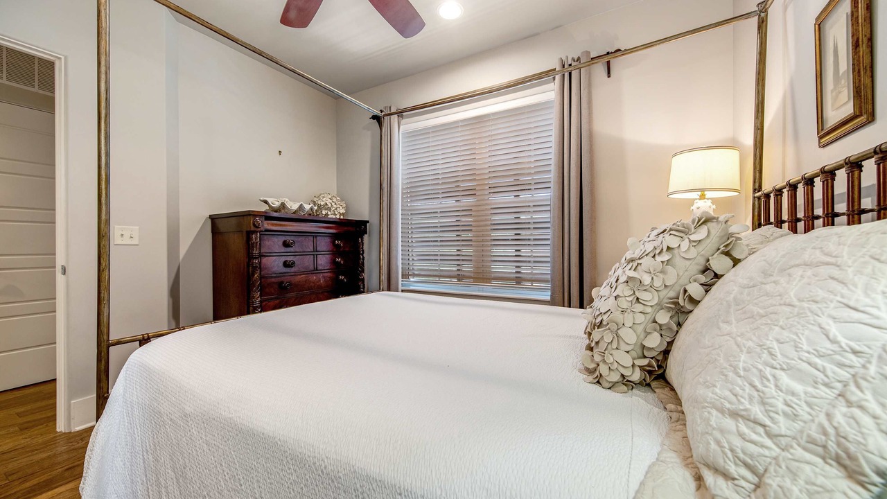 Photo of Bedroom in Villa Lago