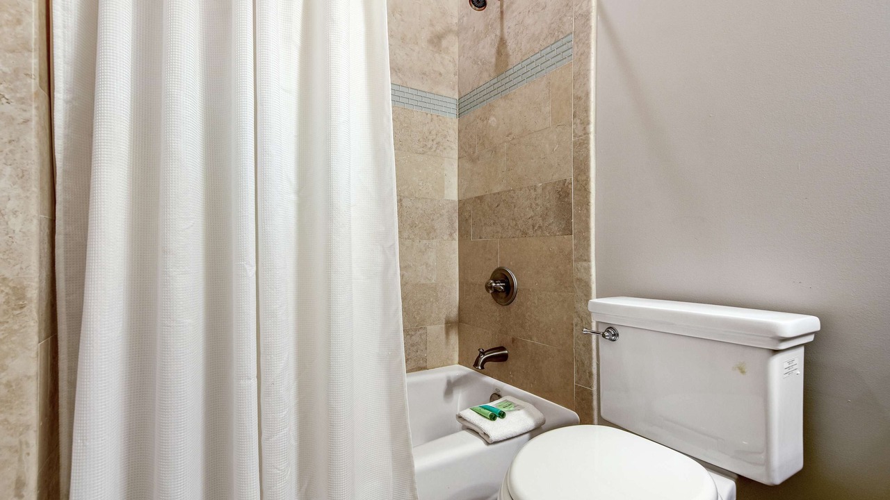 Photo of Bathroom in Villa Lago