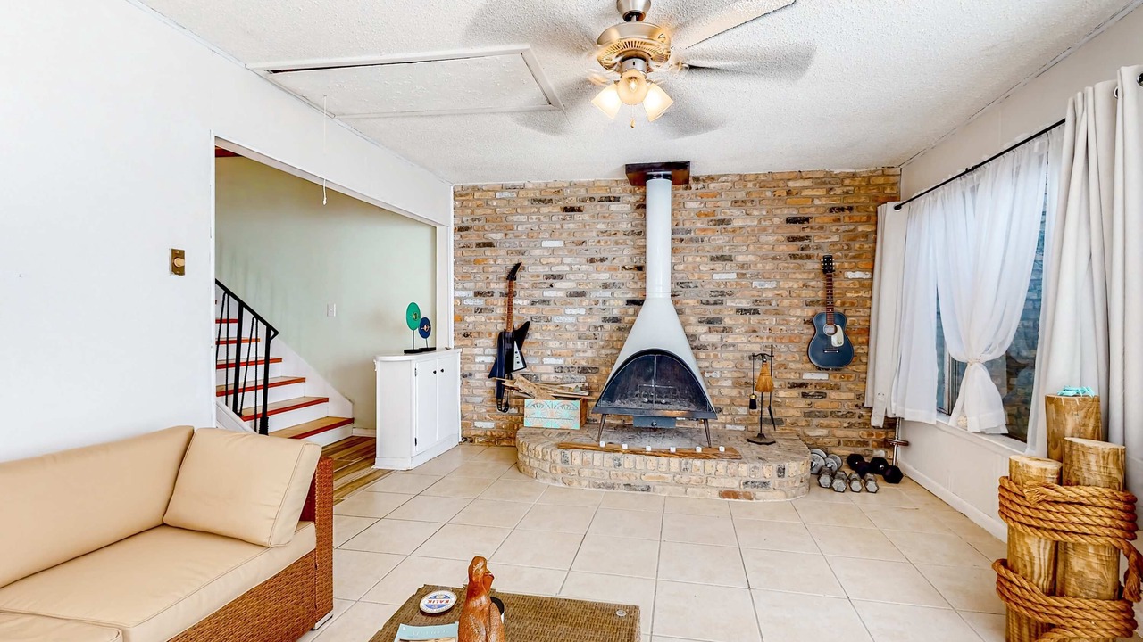 Photo of Livingroom in Perdido Bay Villas