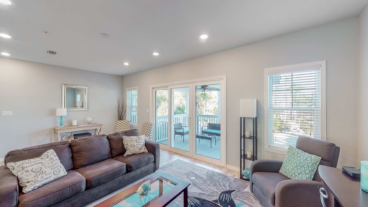 Photo of Livingroom in Ono Island