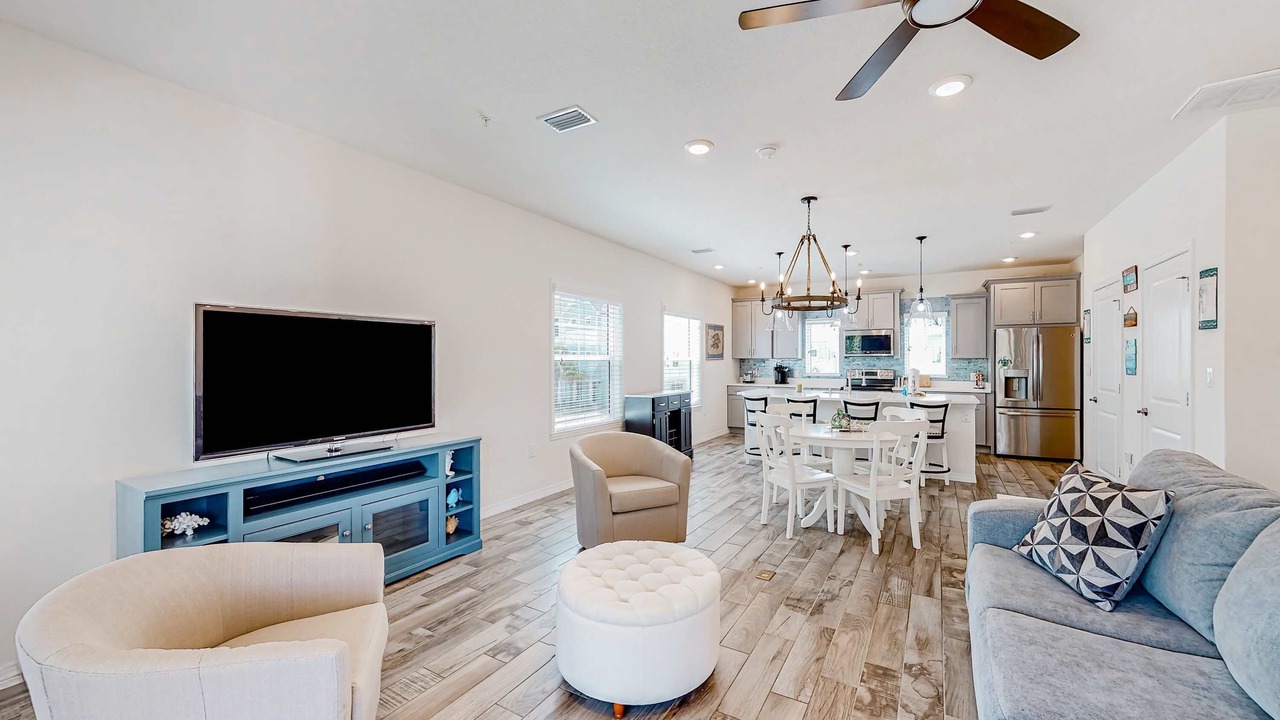 Photo of Livingroom in Ono Island