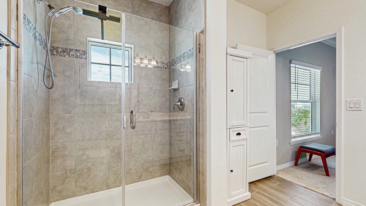Photo of Bathroom in Ono Island
