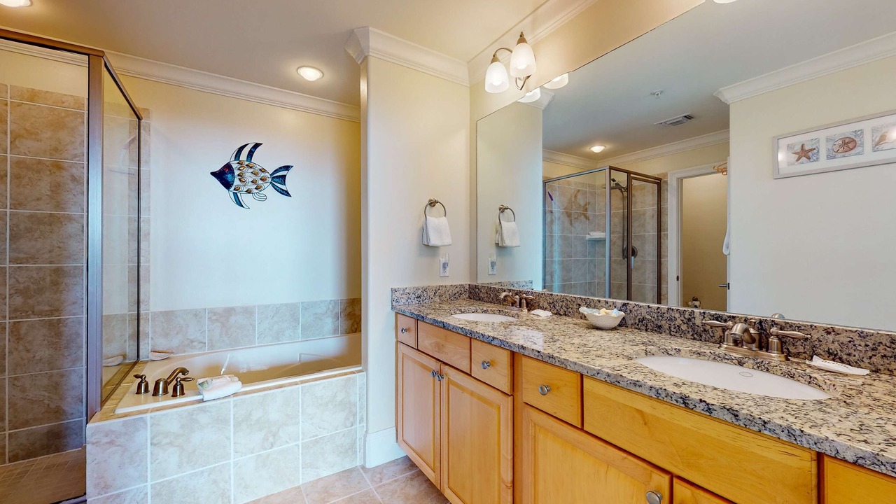 Photo of Bathroom in Dauphin Island