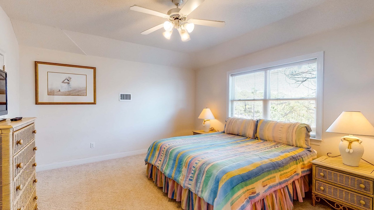 Photo of Bedroom in Audubon Place