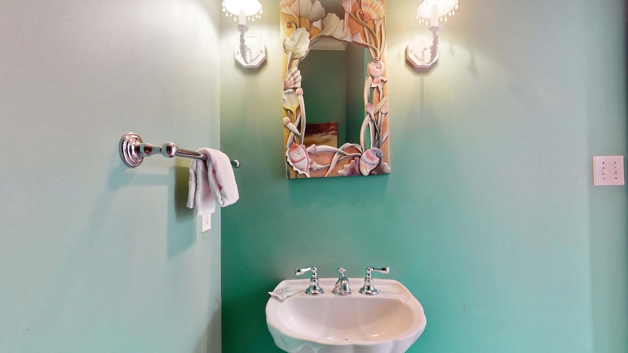Photo of Bathroom in Audubon Place