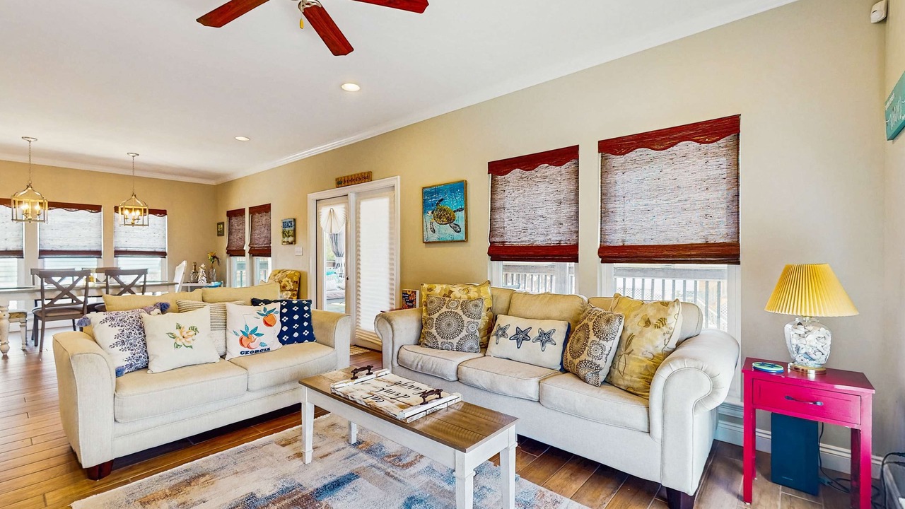 Photo of Livingroom in Dauphin Island