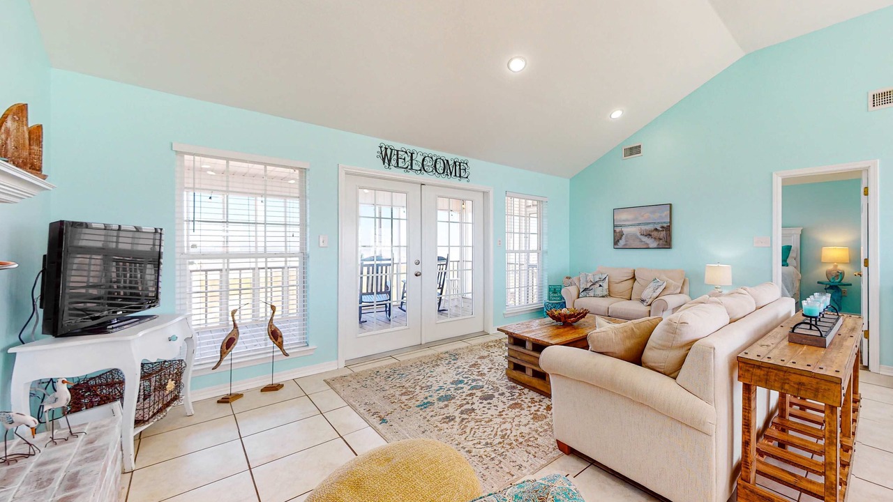 Photo of Livingroom in Dauphin Island