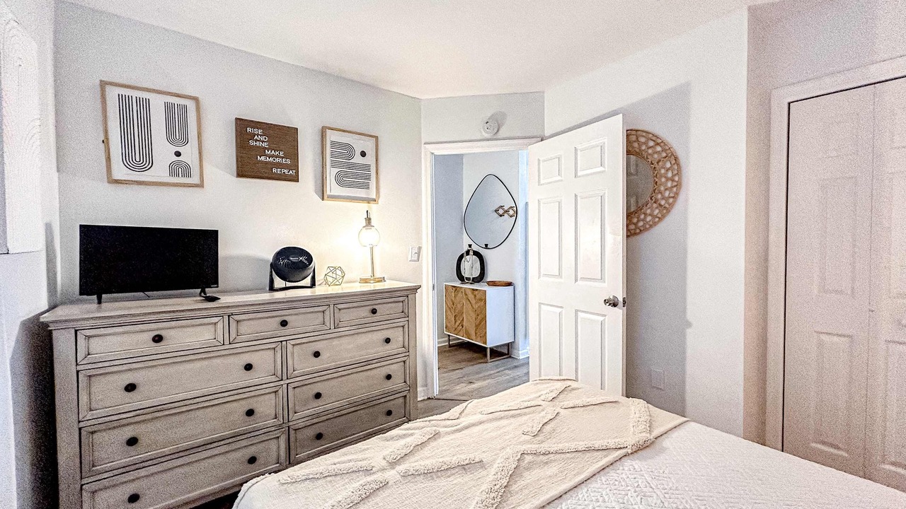 Photo of Bedroom in Orange Beach