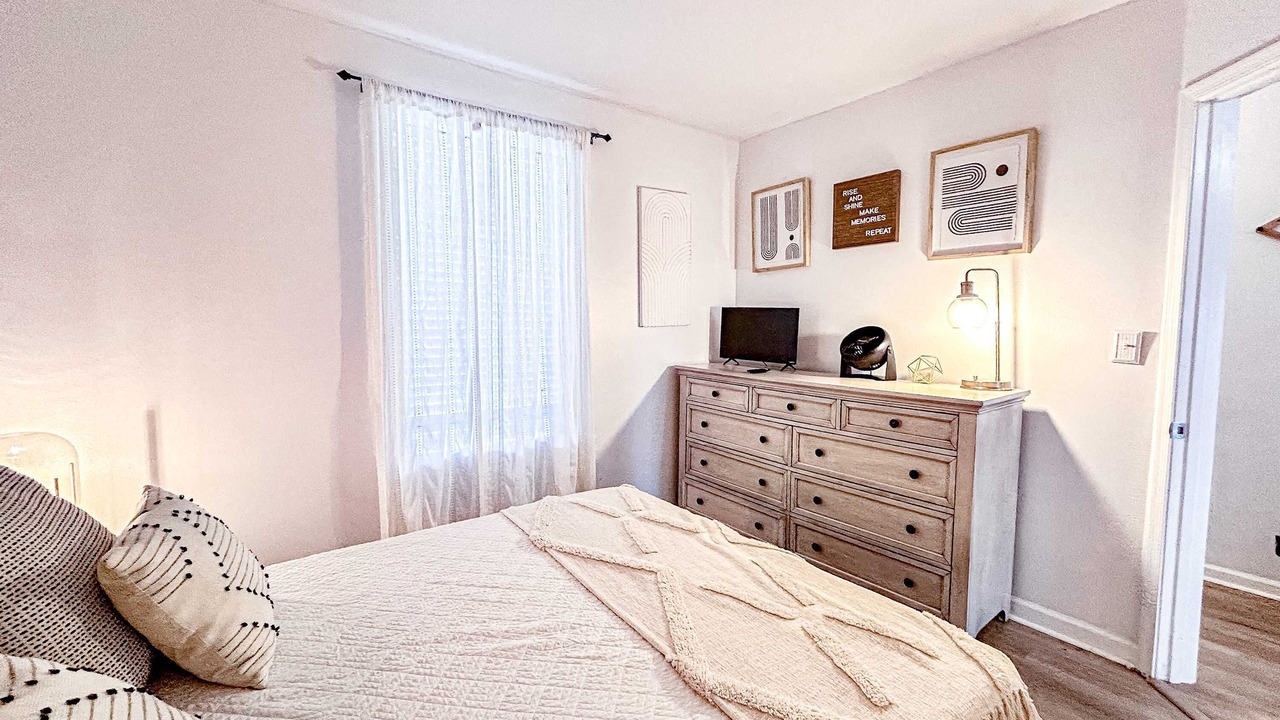 Photo of Bedroom in Orange Beach