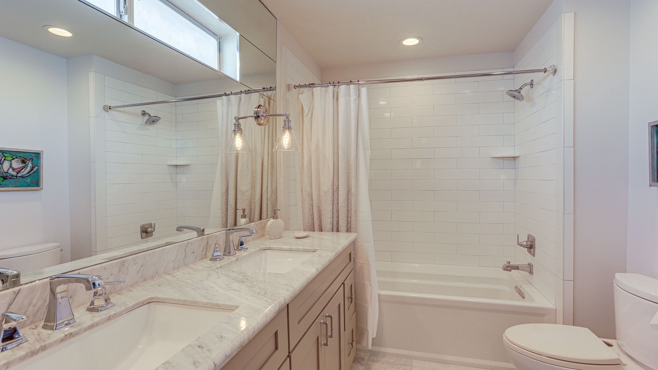 Photo of Bathroom in New Orleans East Area
