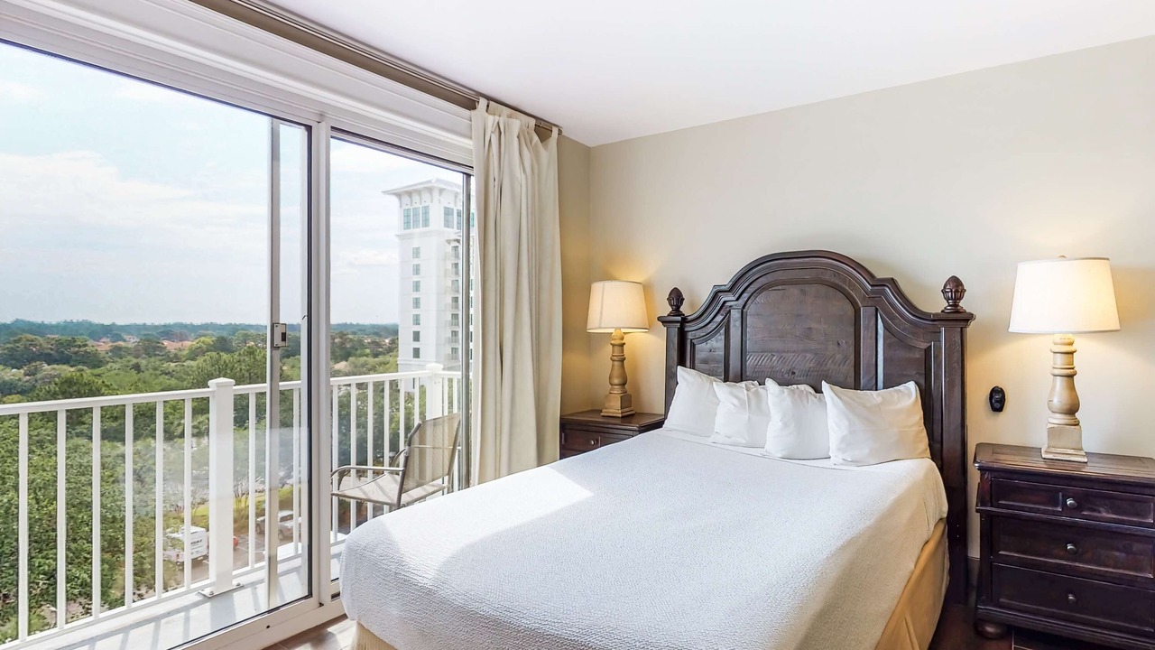 Photo of Bedroom in Baytowne Wharf