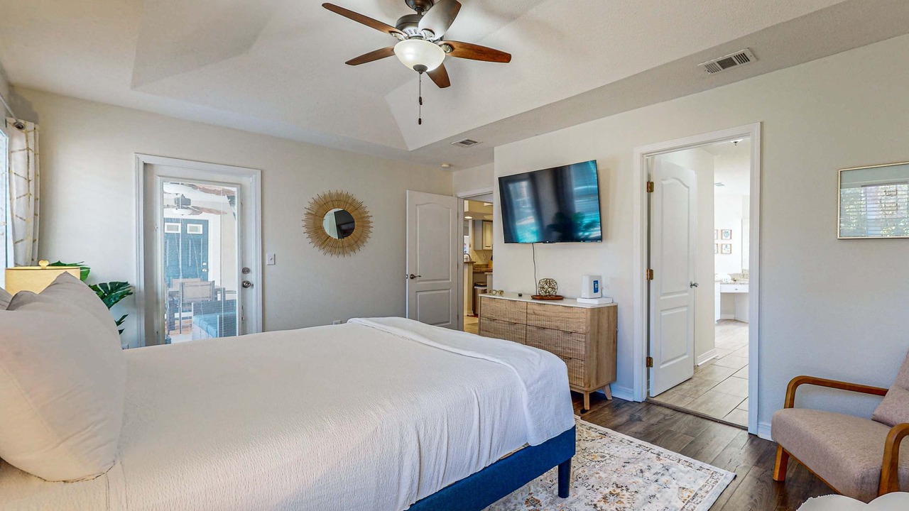 Photo of Bedroom in Ono Island