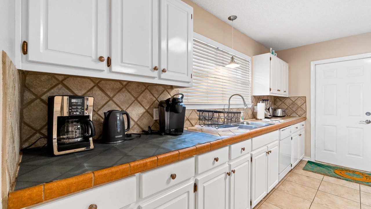 Photo of Kitchen in Ono Island