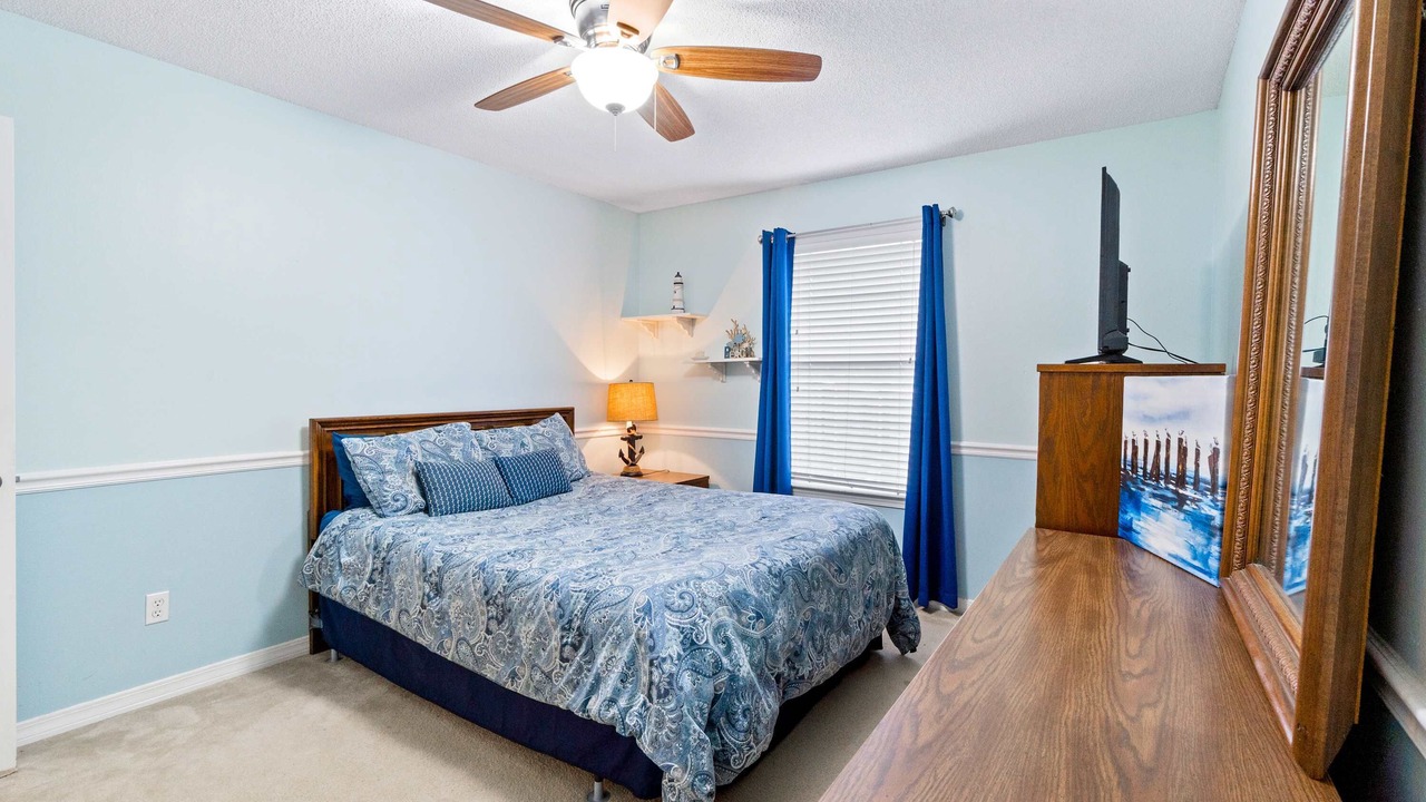 Photo of Bedroom in Ono Island