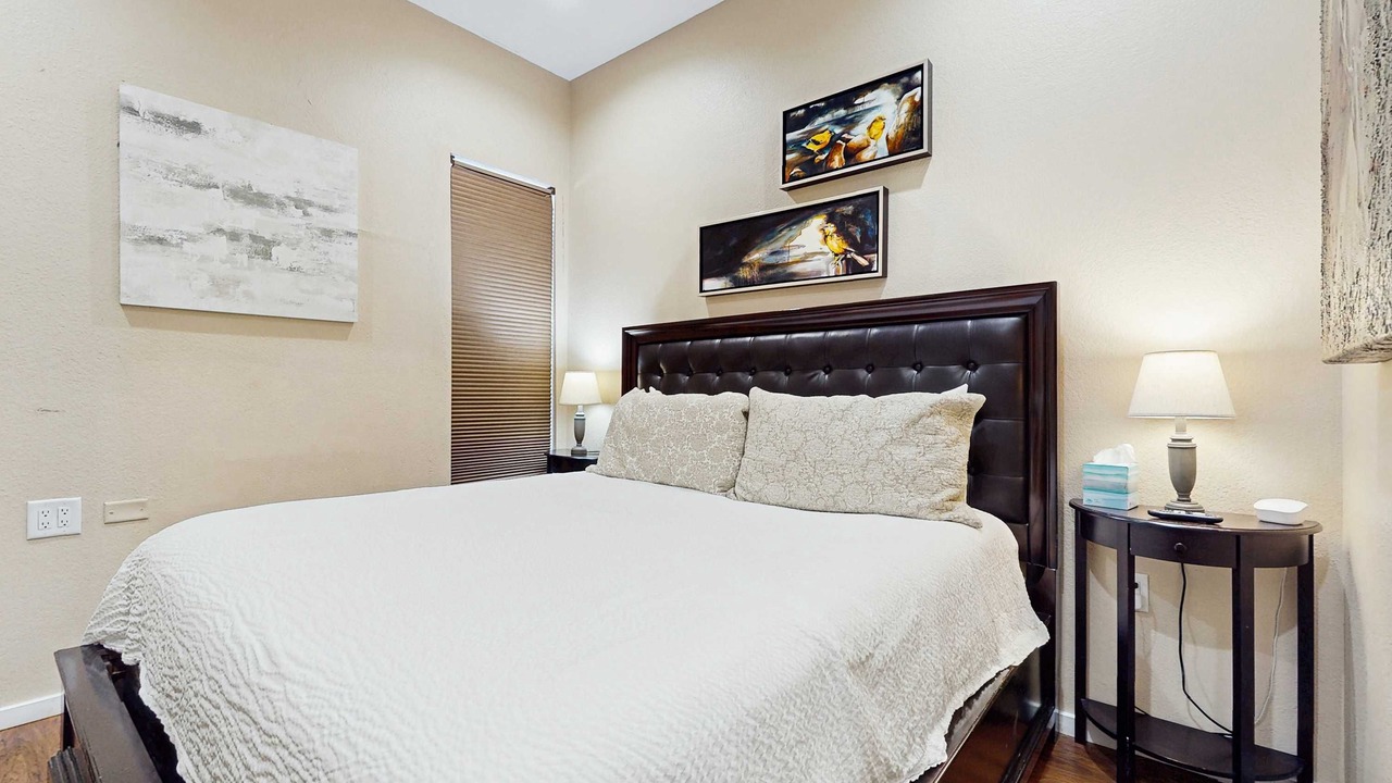 Photo of Bedroom in Baytowne Wharf