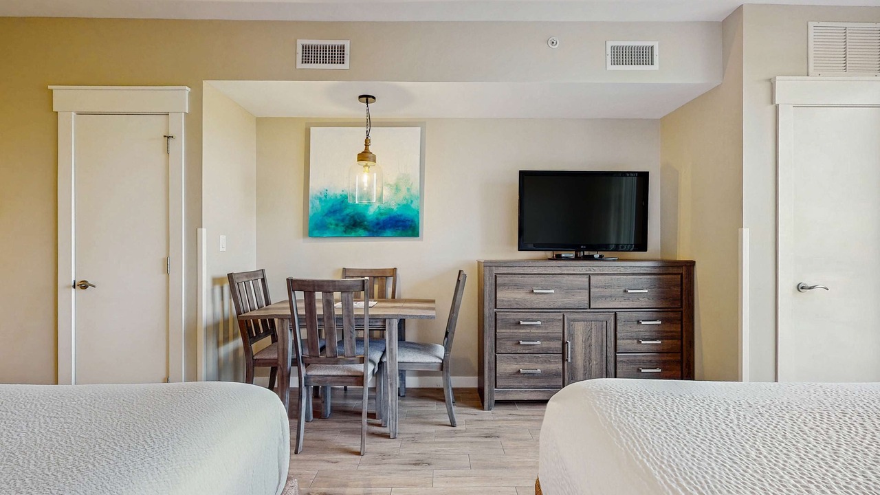 Photo of Bedroom in Baytowne Wharf