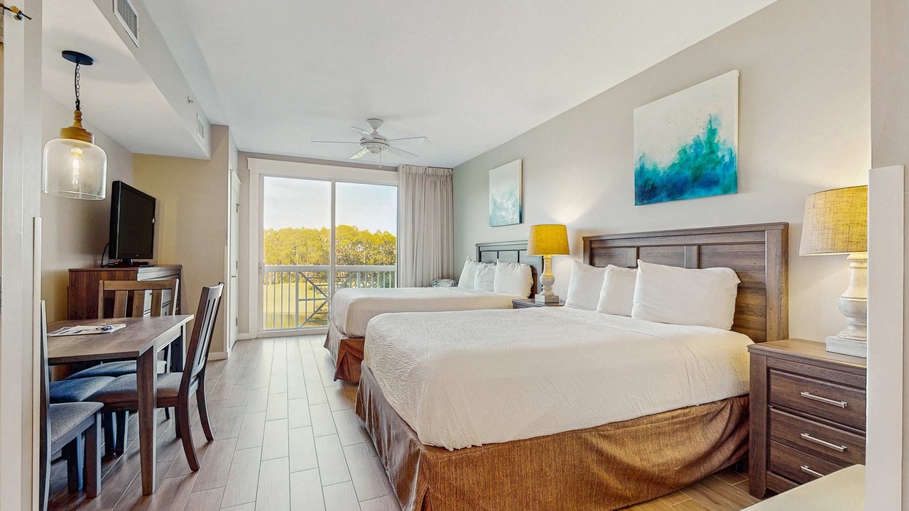 Photo of Bedroom in Baytowne Wharf