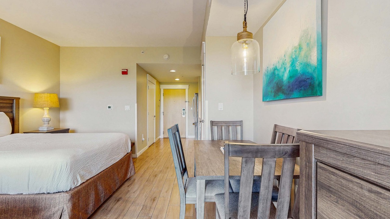 Photo of Bedroom in Baytowne Wharf