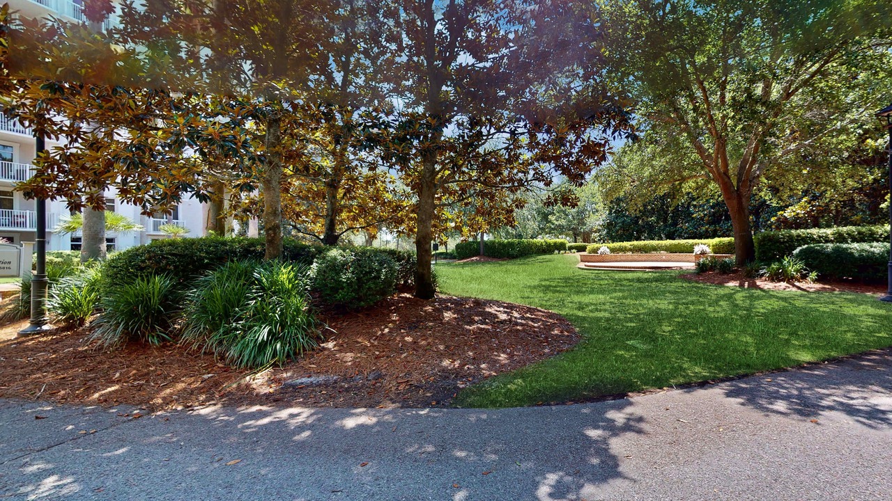 Photo of Outdoor in Baytowne Wharf