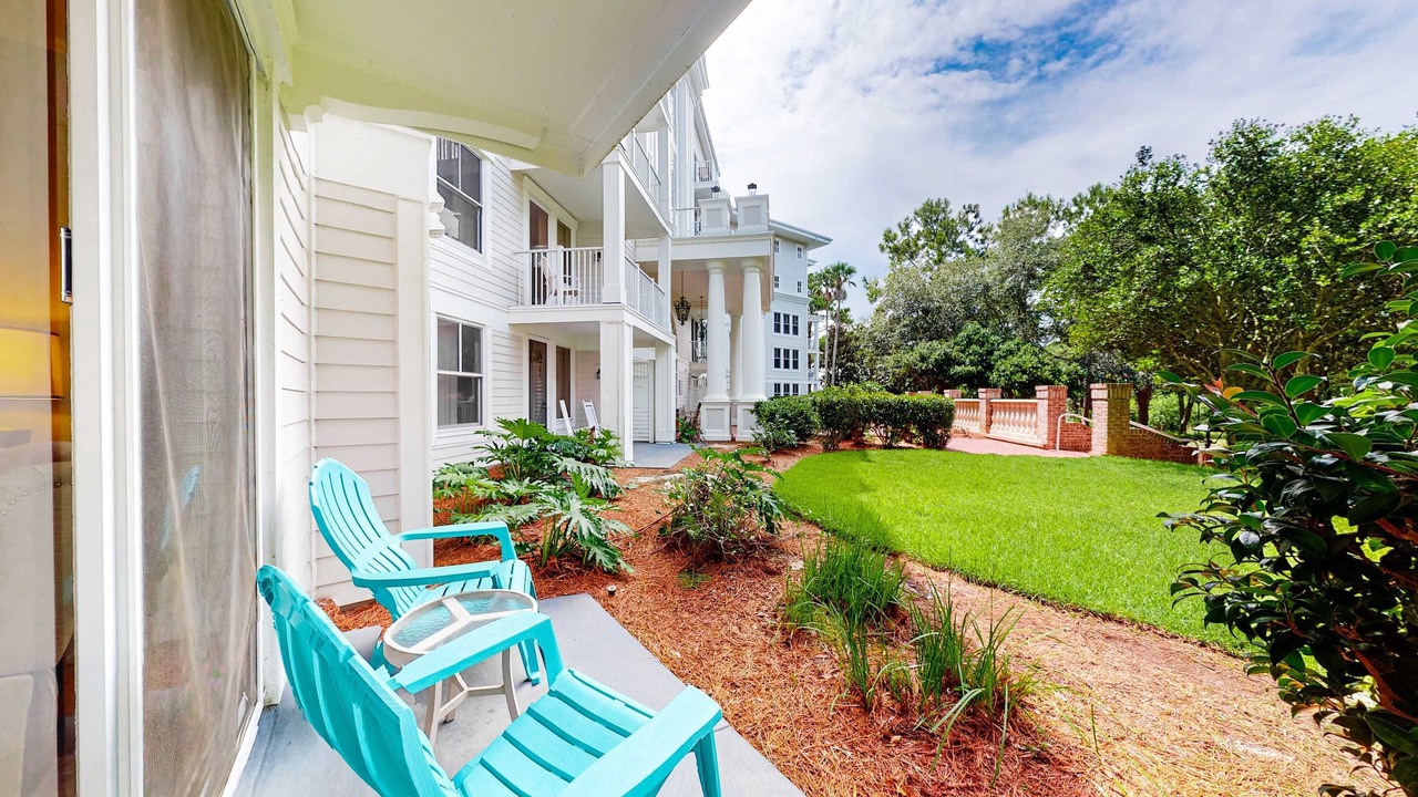 Photo of Patio Balcony in Baytowne Wharf