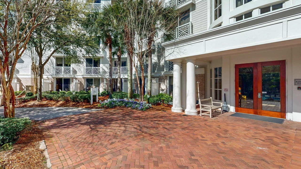 Photo of Outdoor in Baytowne Wharf
