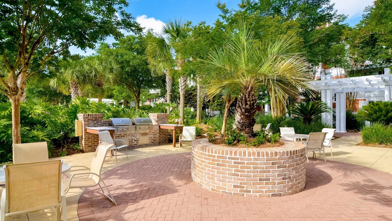 Photo of Outdoor in Baytowne Wharf