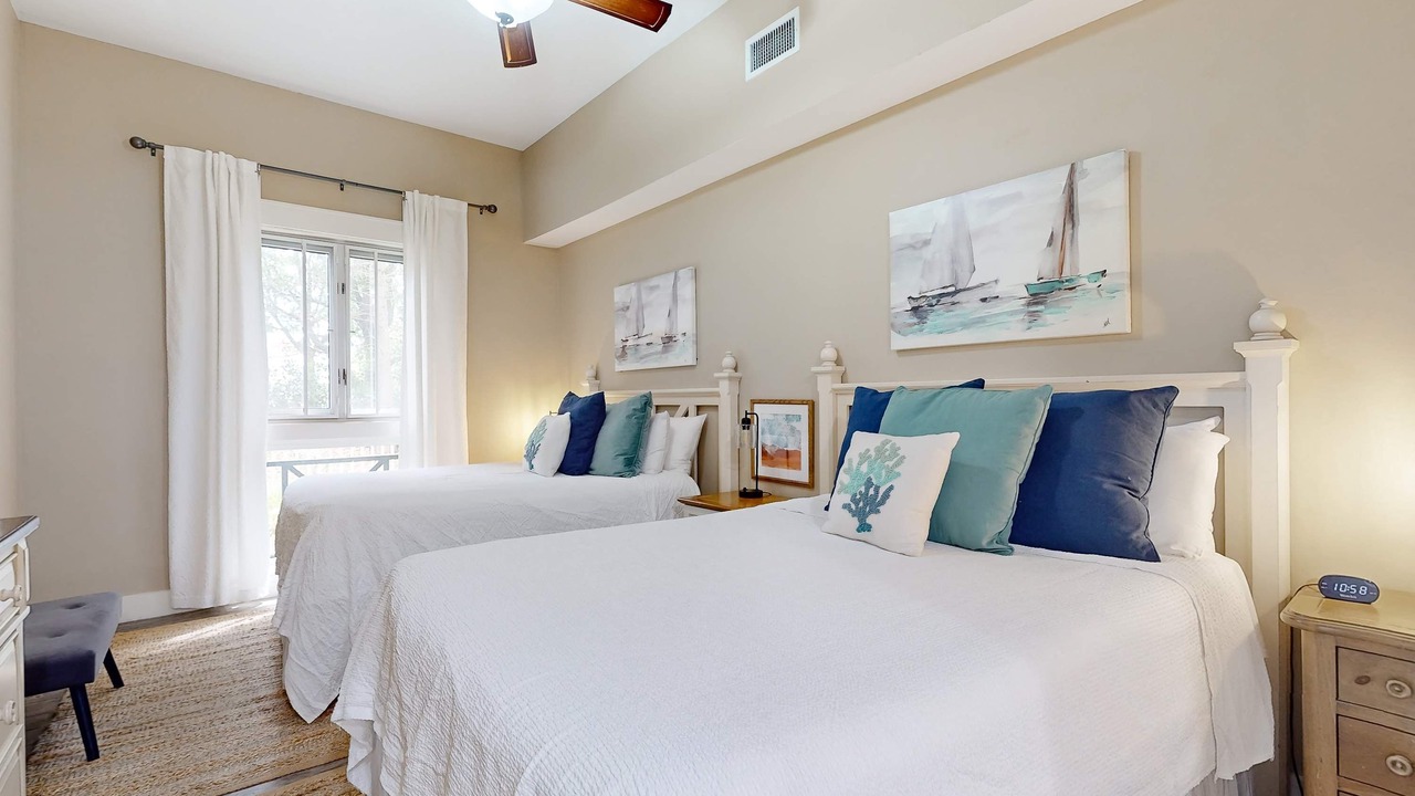 Photo of Bedroom in Baytowne Wharf