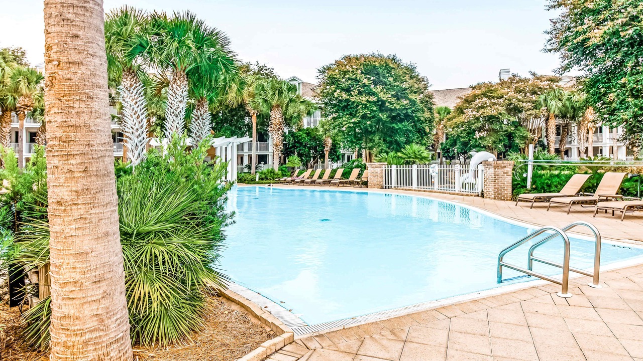Photo of Outdoor in Baytowne Wharf