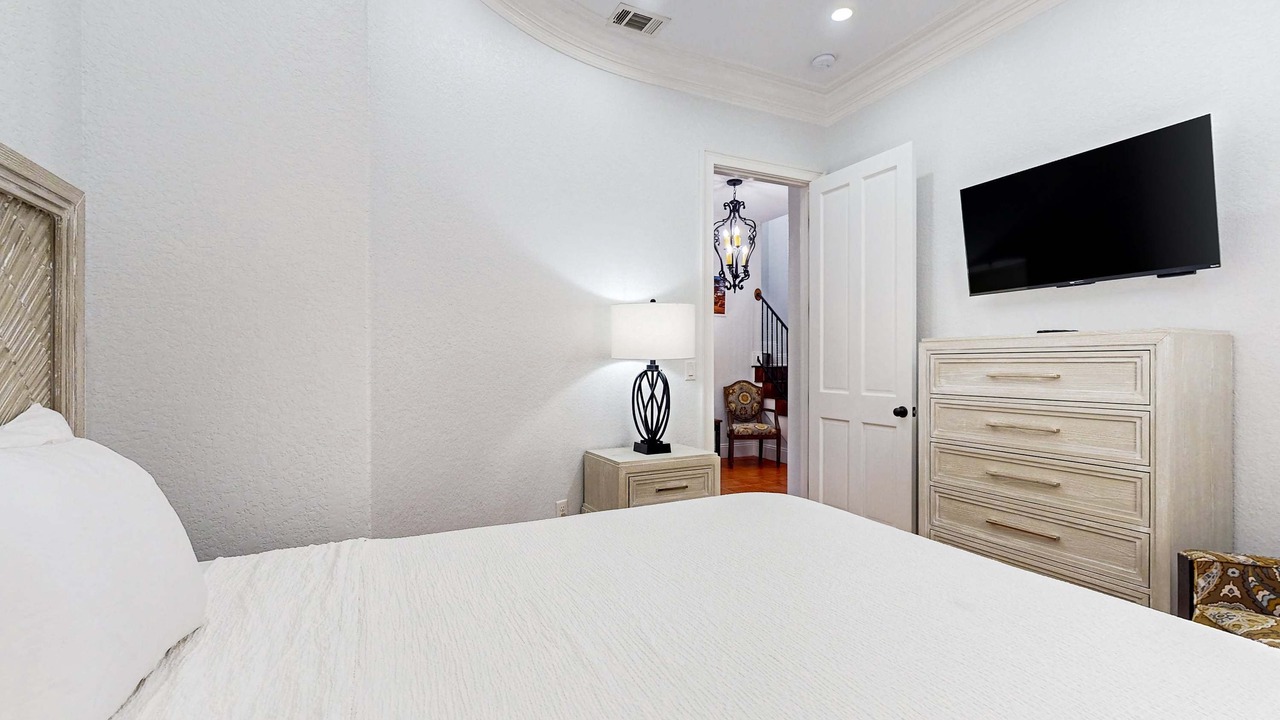 Photo of Bedroom in Villa Lago