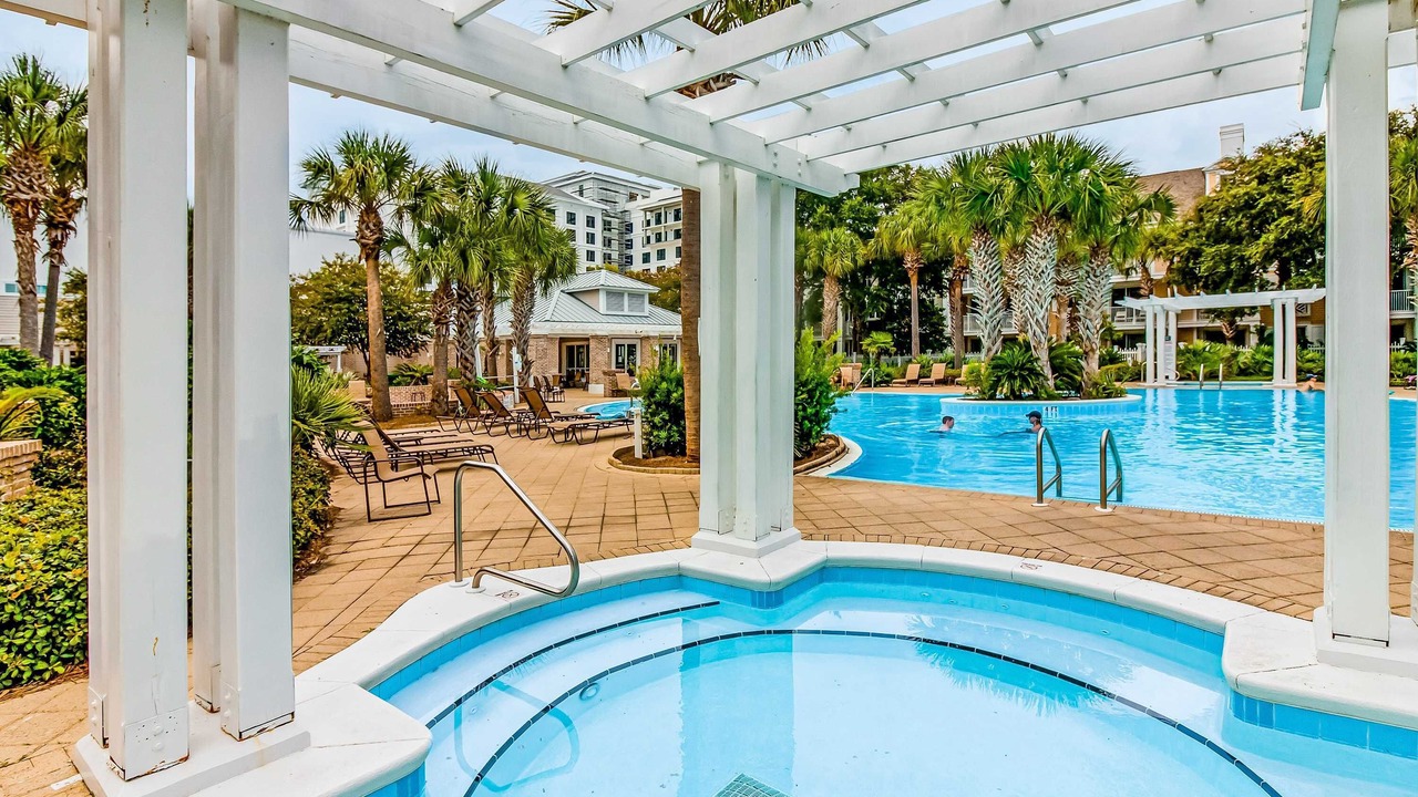 Photo of Outdoor in Baytowne Wharf