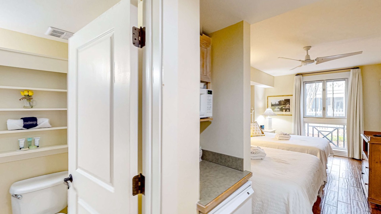 Photo of Bedroom in Baytowne Wharf