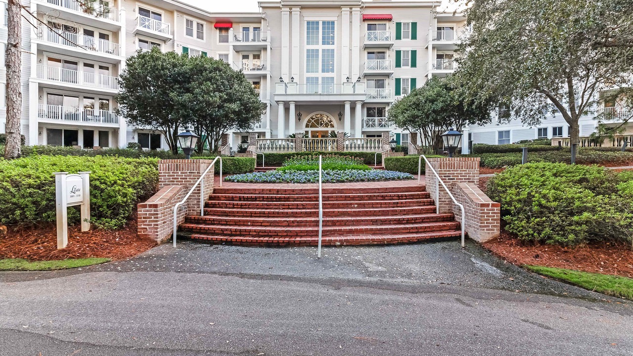Photo of Outdoor in Baytowne Wharf