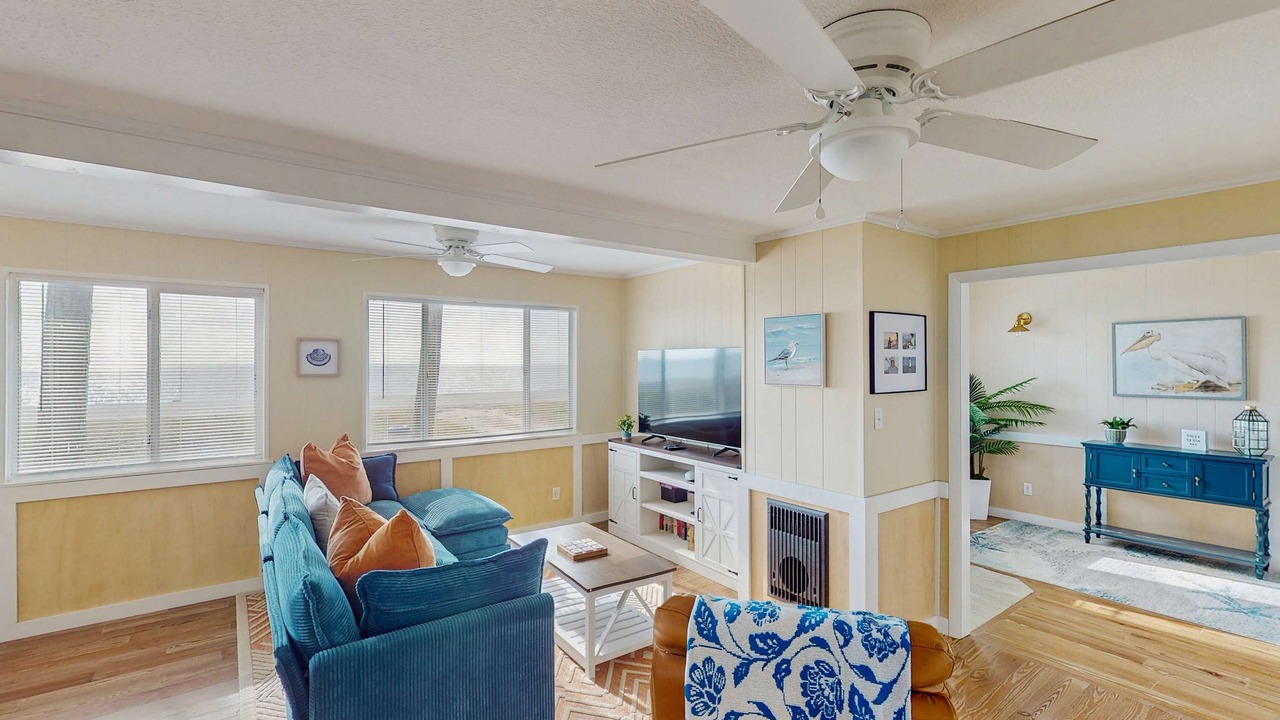 Photo of Livingroom in Eastpoint