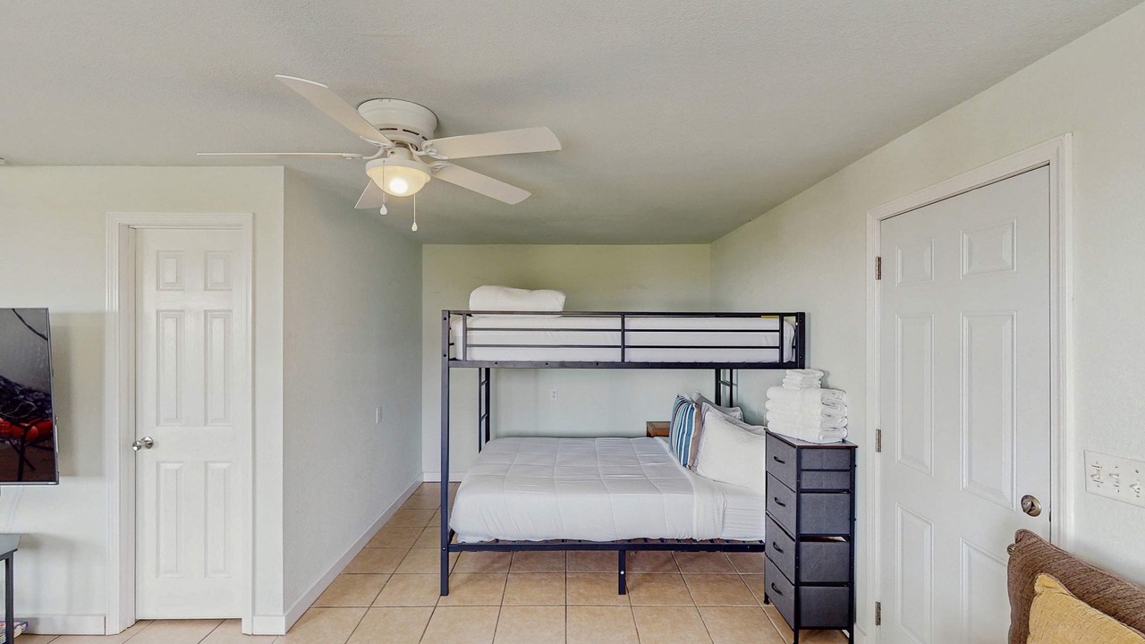 Photo of Bedroom in Eastpoint