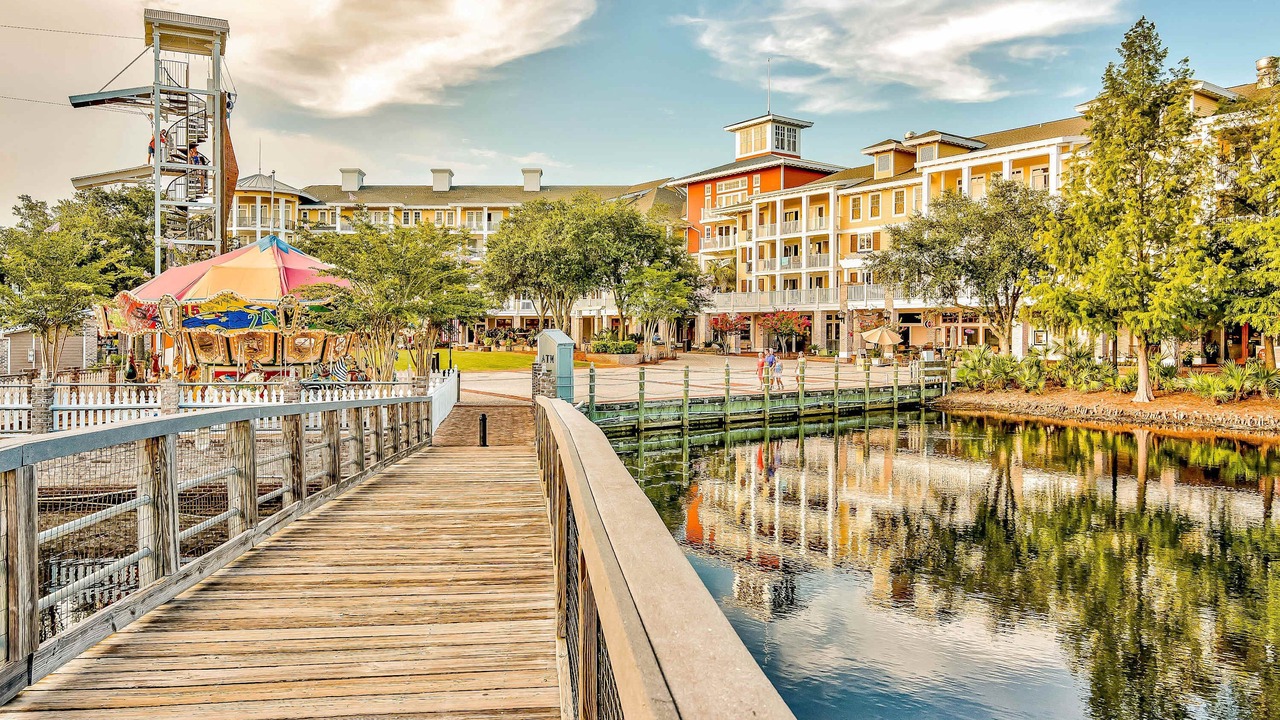 Photo of Others in Baytowne Wharf
