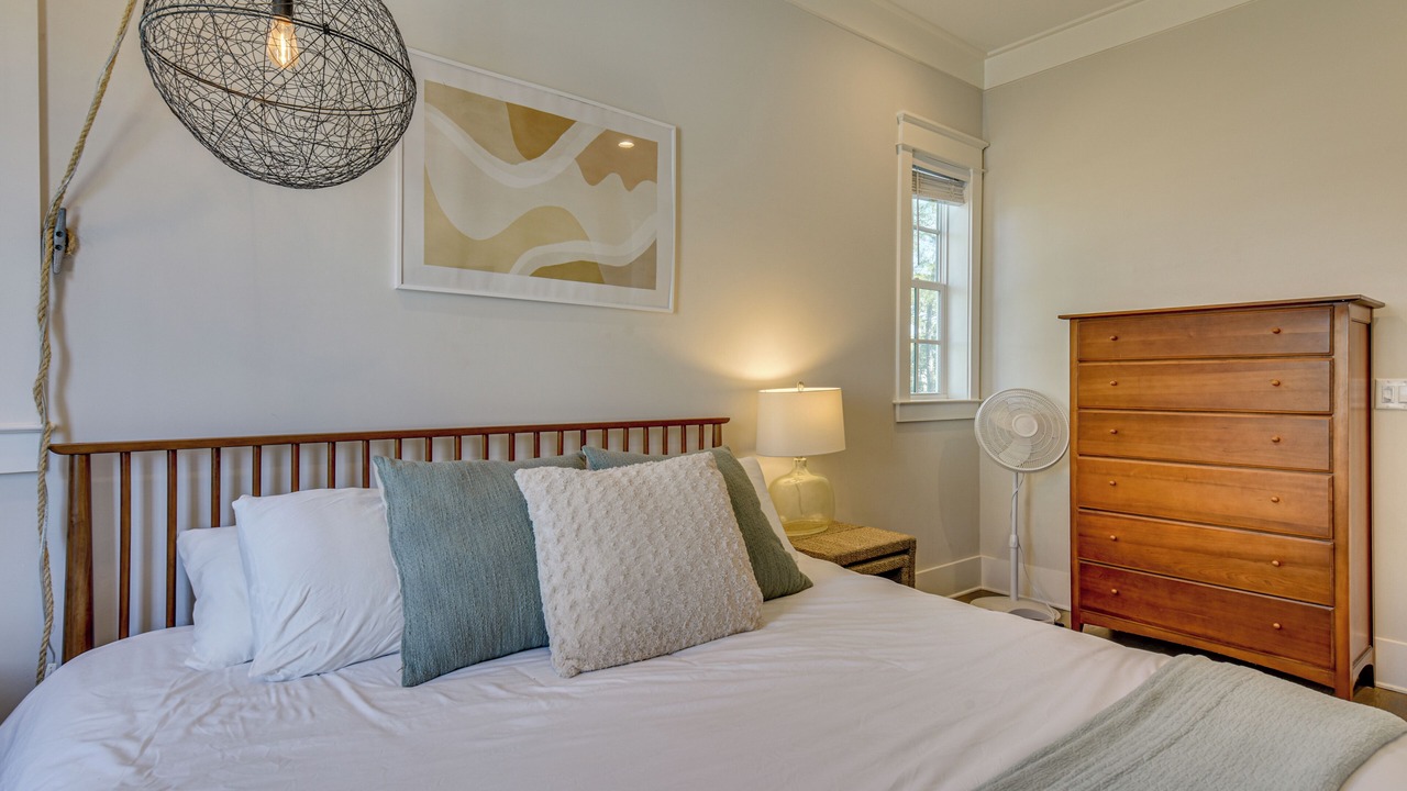 Photo of Bedroom in Lakeside at Blue Mountain Beach