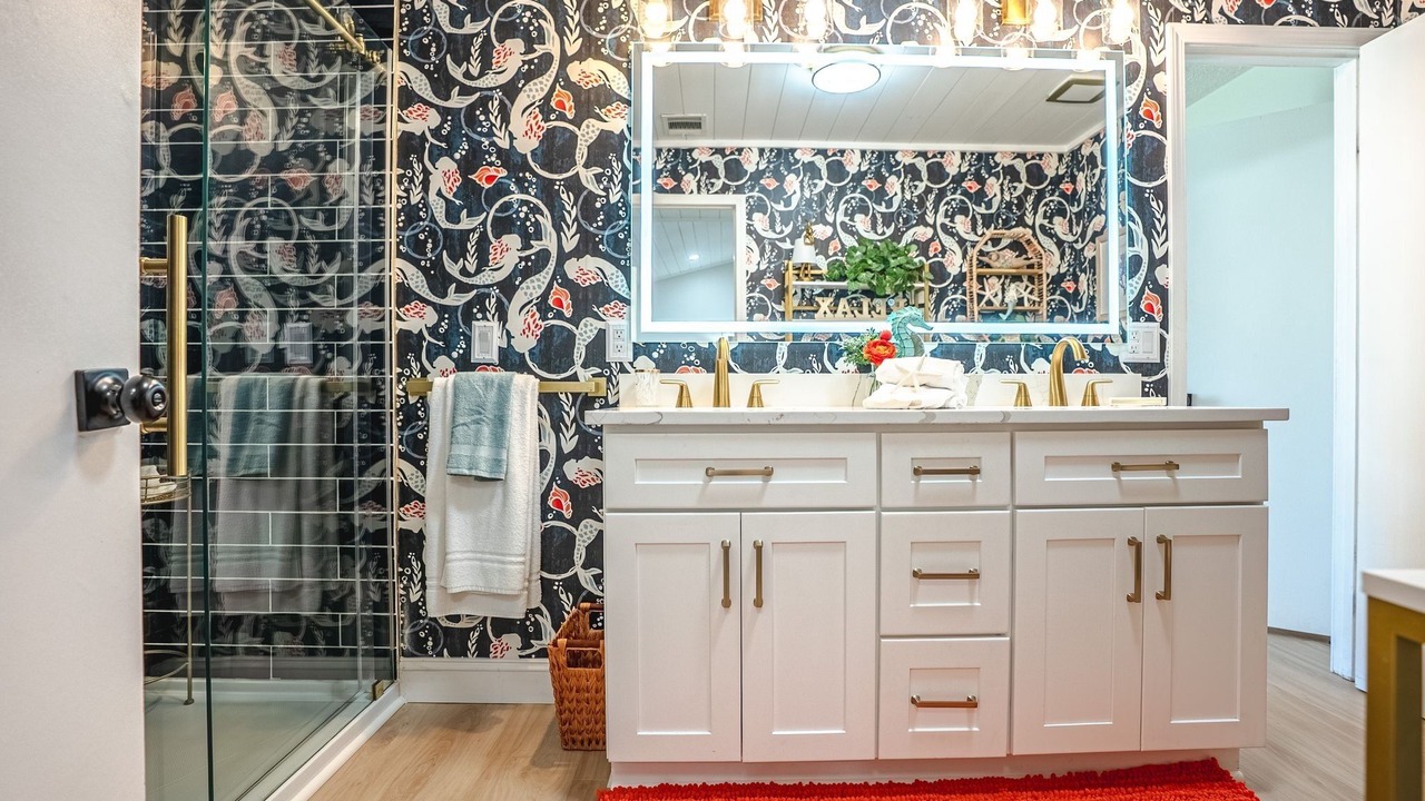 Photo of Bathroom in Holiday Beach