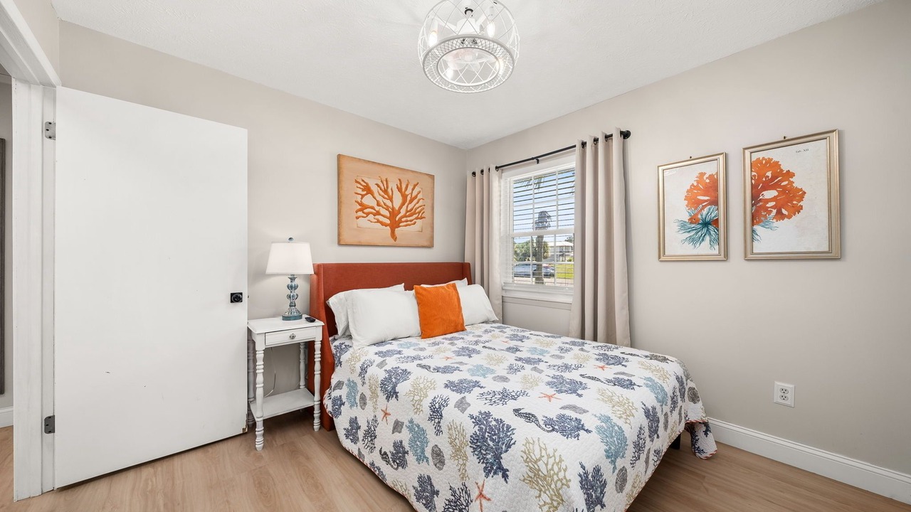 Photo of Bedroom in Holiday Beach