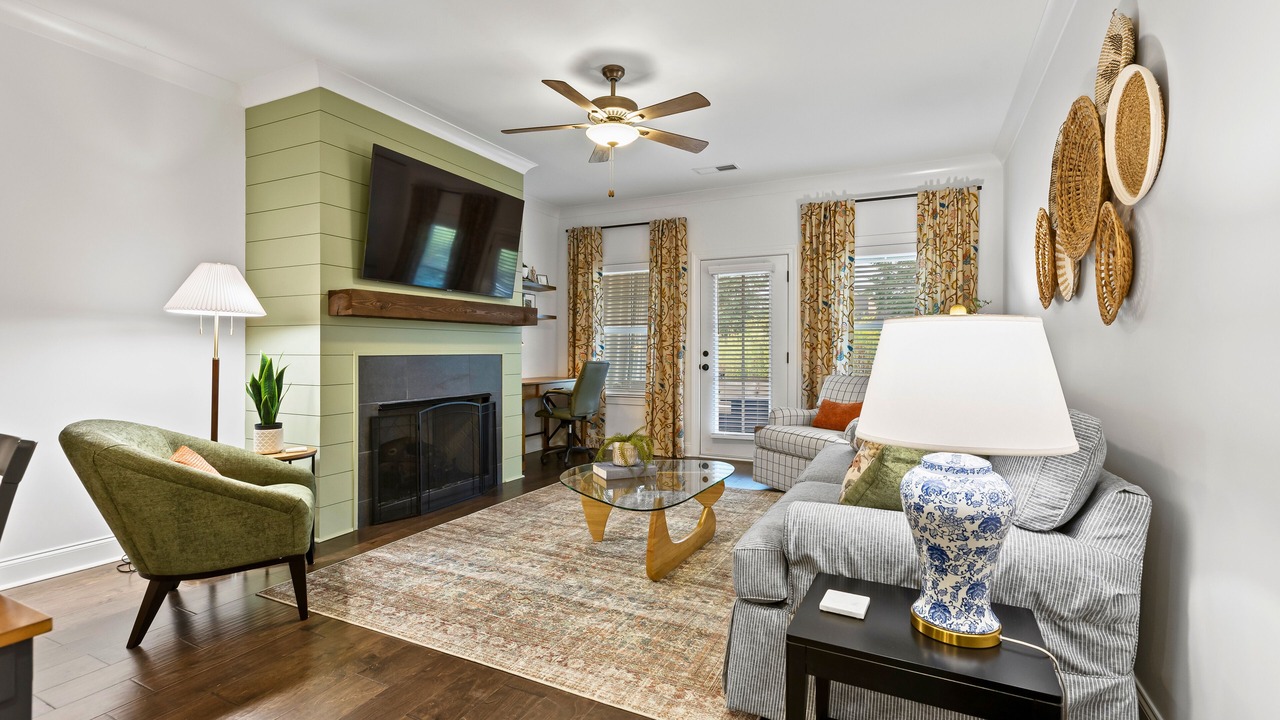 Photo of Livingroom in Auburn