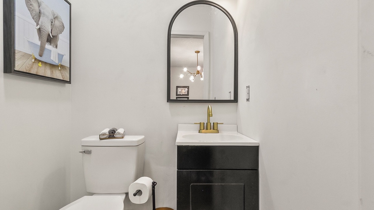 Photo of Bathroom in Northport