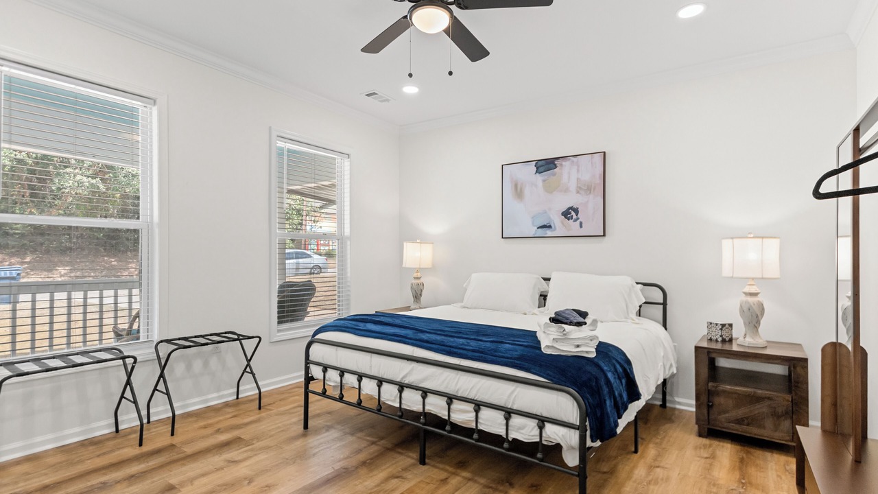 Photo of Bedroom in Northport