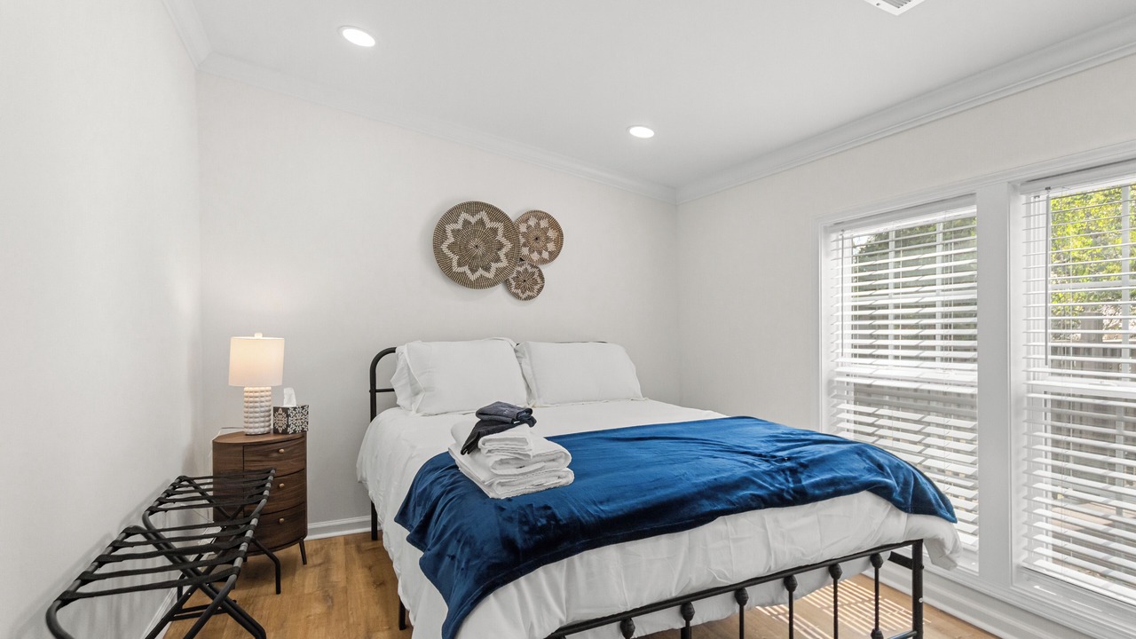 Photo of Bedroom in Northport
