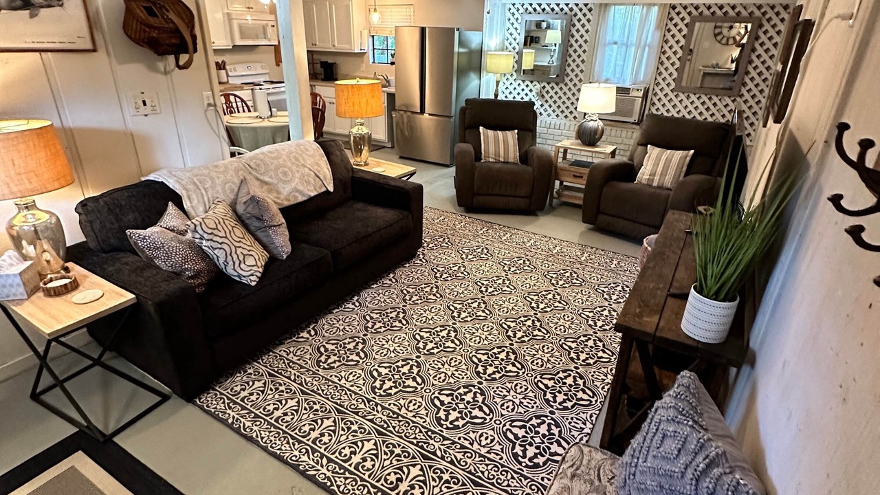Photo of Livingroom in Summerdale