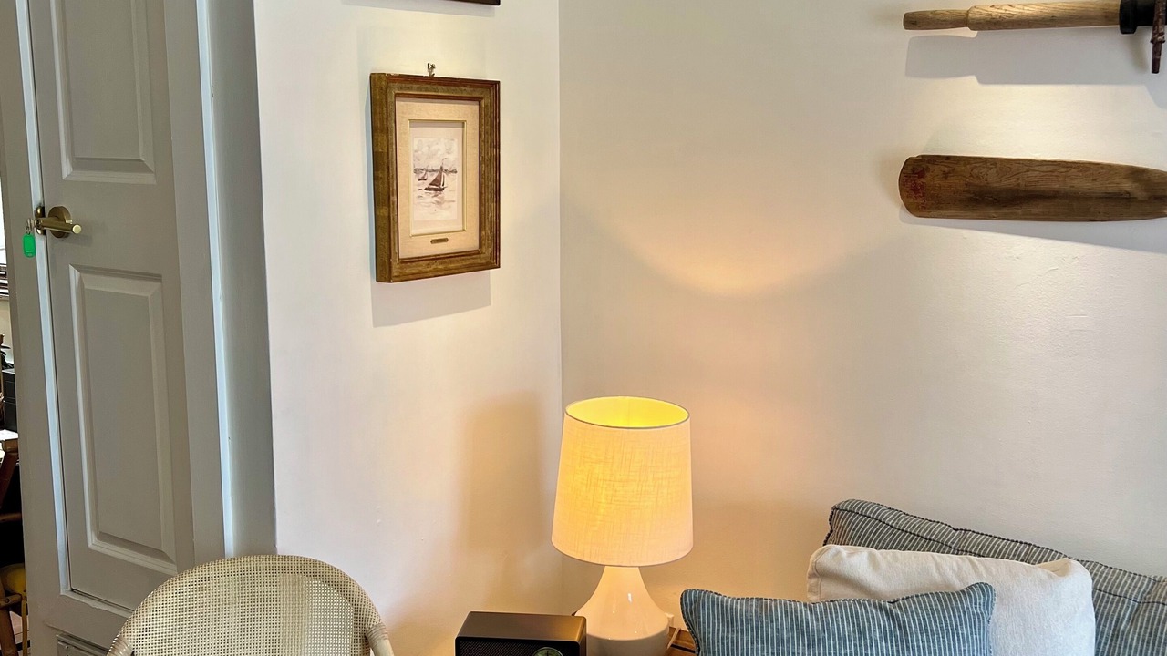 Photo of Livingroom in Historic District - North