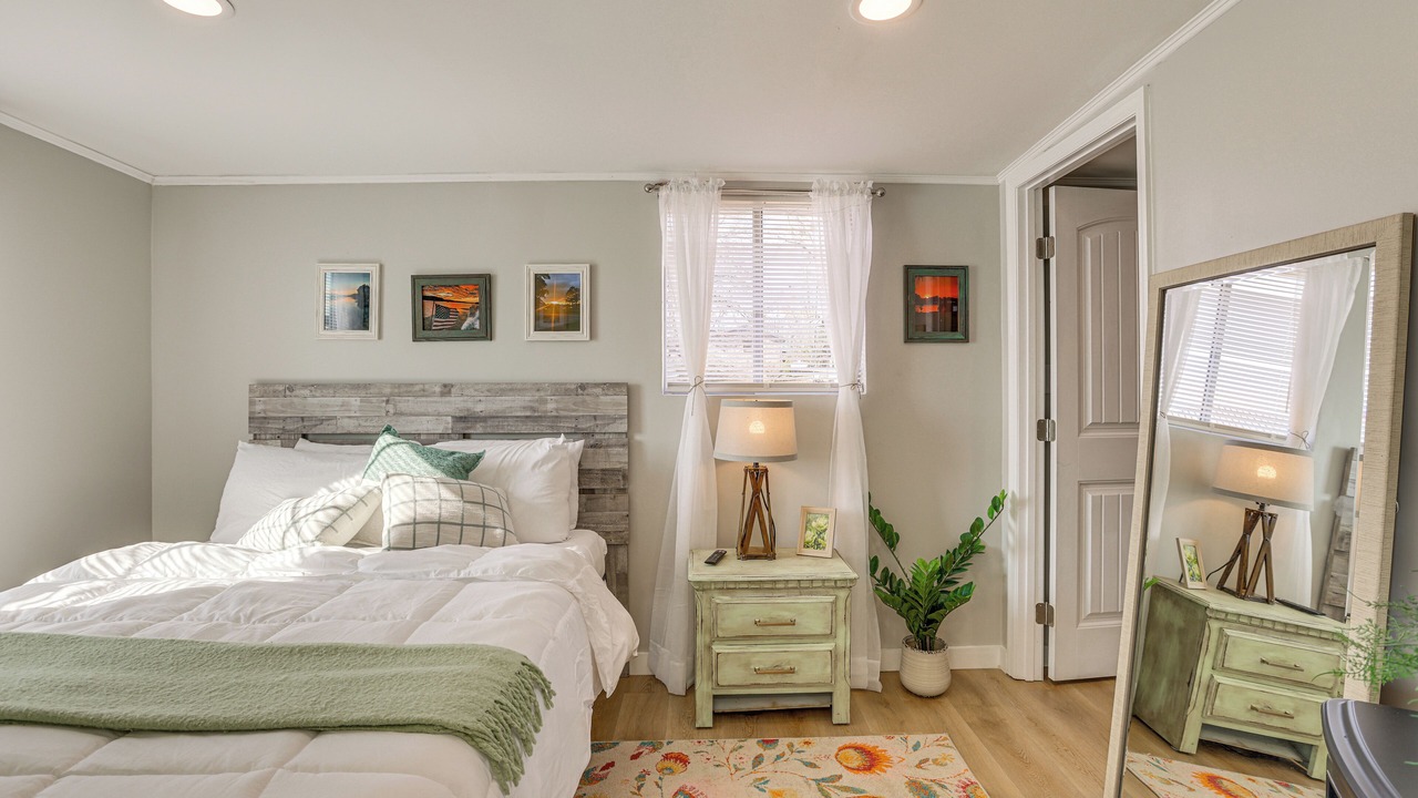 Photo of Bedroom in Wilsonville