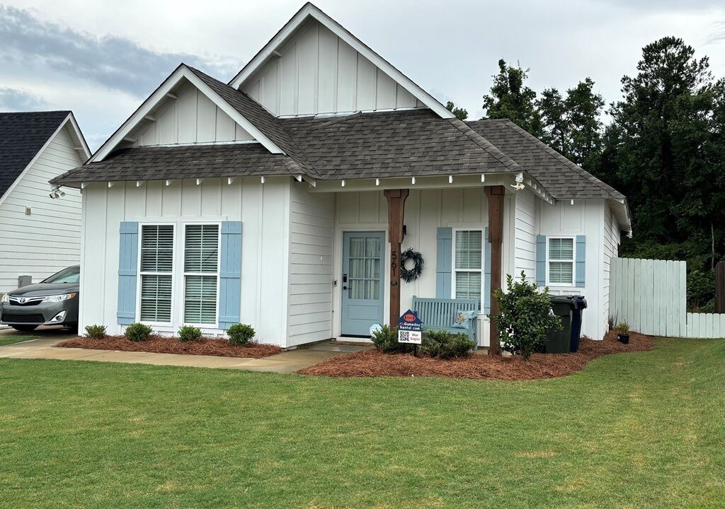 Photo of Outdoor in Auburn
